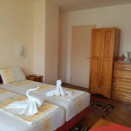 Zora 1 Guest house Nesebar