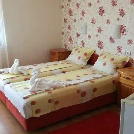 Zora 1 Guest house